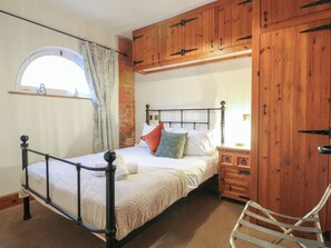 1 Schlafzimmer, individuell dekoriert, individuell eingerichtet