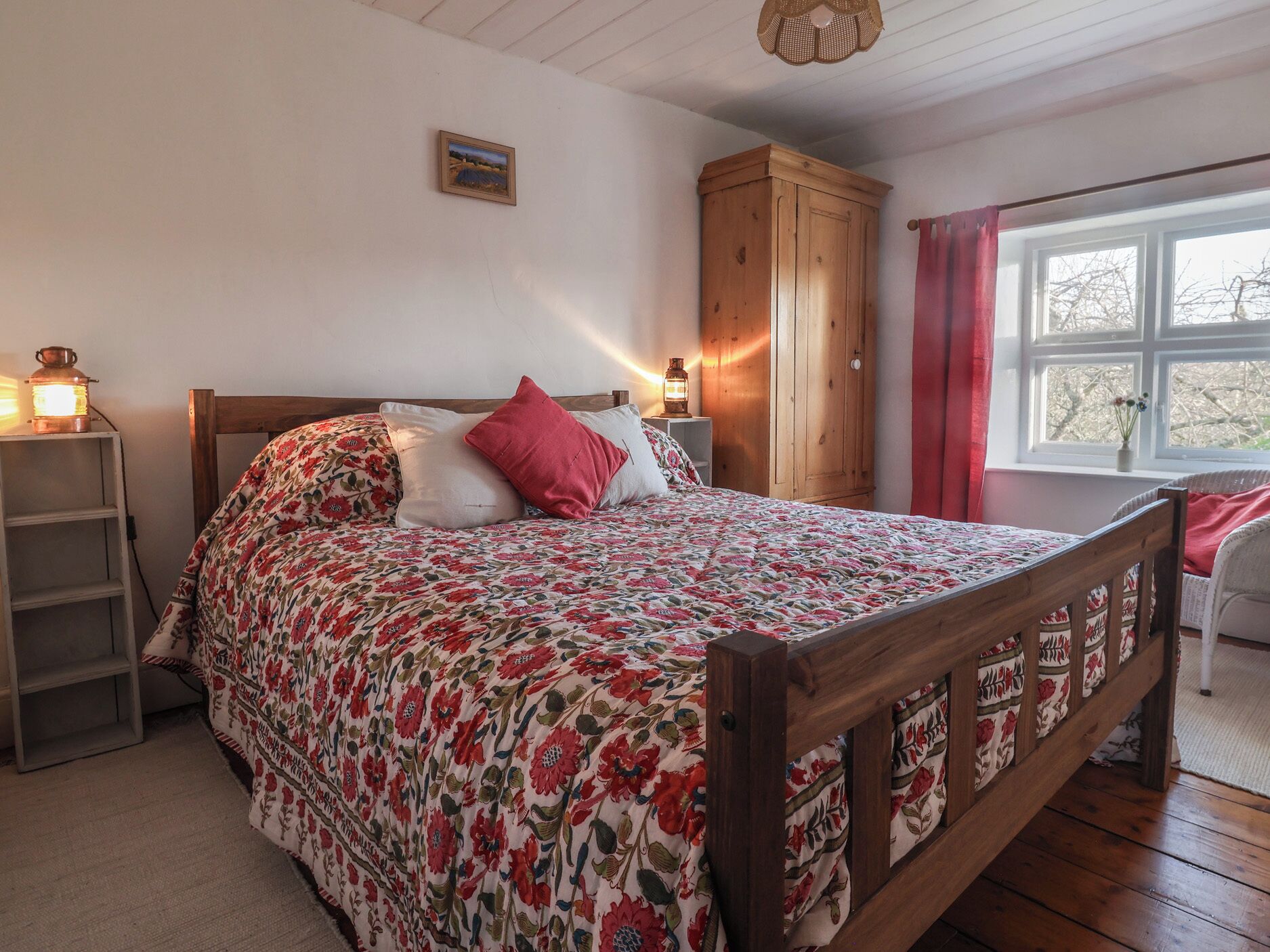 1 bedroom, individually decorated, individually furnished, free WiFi