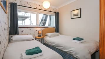 2 habitaciones, decoración personalizada y muebles diferentes