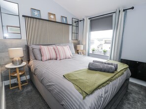 Cottage | 2 bedrooms, individually decorated, individually furnished, free WiFi - Harbwr Hideaway (Porthmadog)