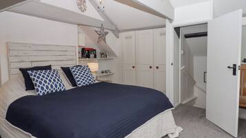 3 bedrooms, individually decorated, individually furnished, free WiFi