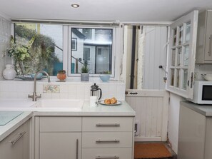 Fridge, dishwasher, electric kettle, toaster