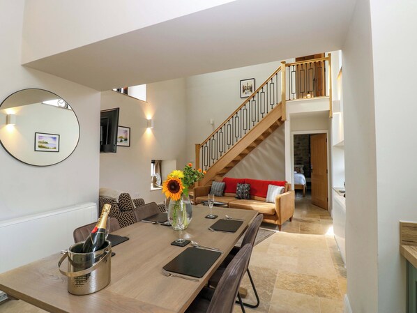 تناول الطعام