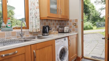 Fridge, dishwasher, electric kettle, toaster