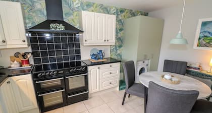 Kivvy Cottage