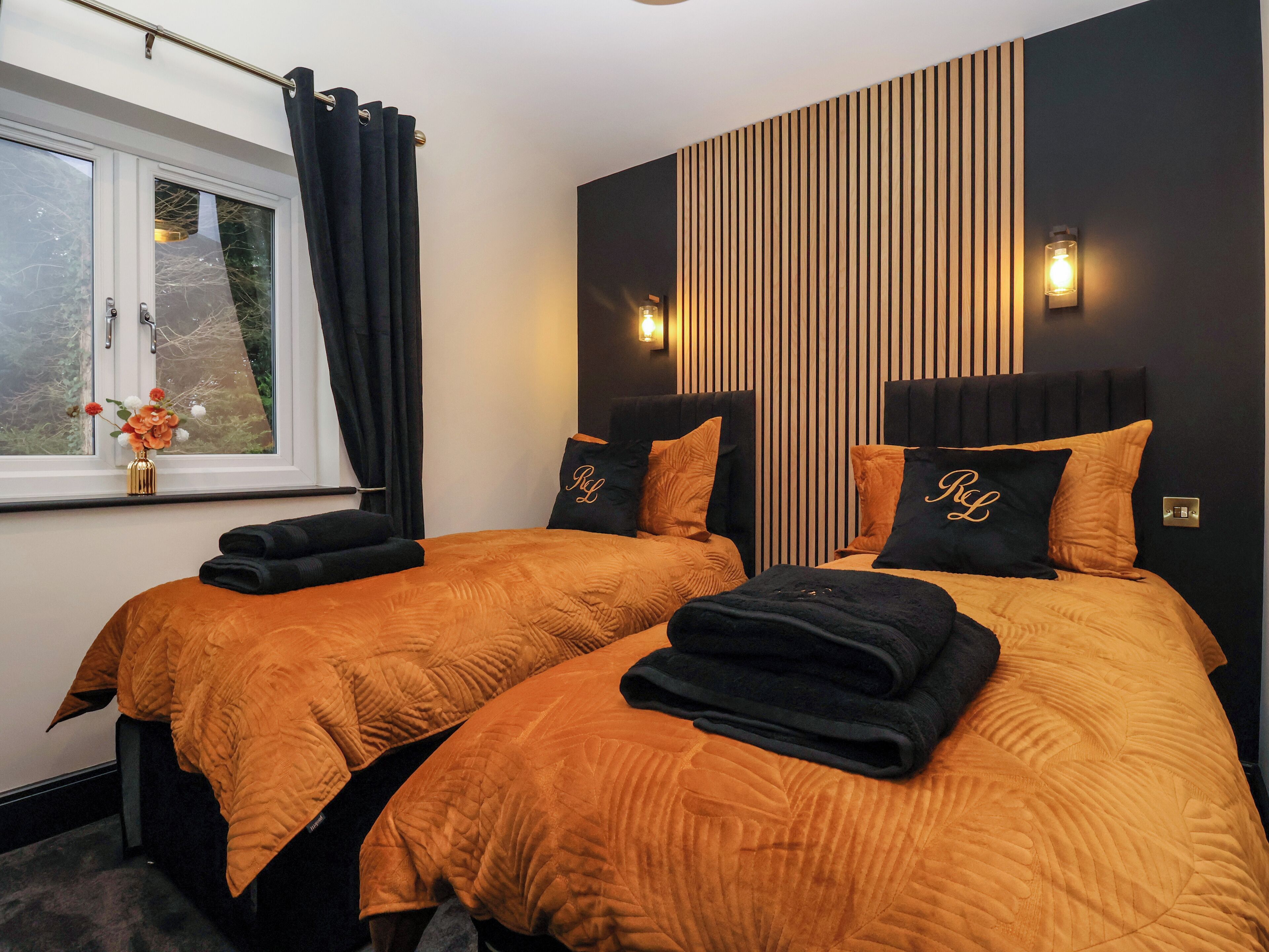 4 camere, Wi-Fi gratuito, con stile personalizzato