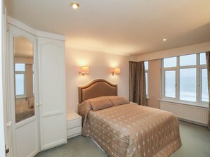 1 slaapkamer, individueel gedecoreerd, individueel gemeubileerd