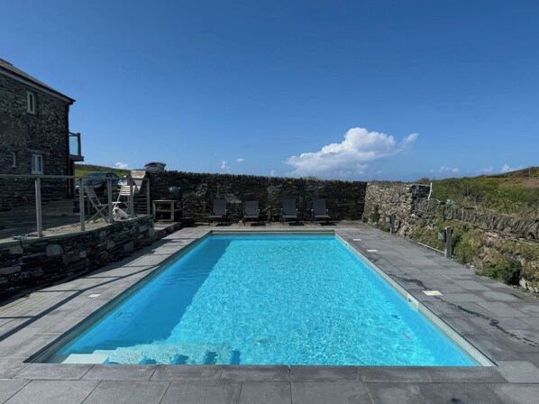 Feriehus | Pool | Udendørs pool