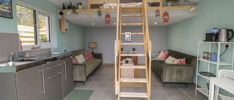 บริเวณนั่งเล่น