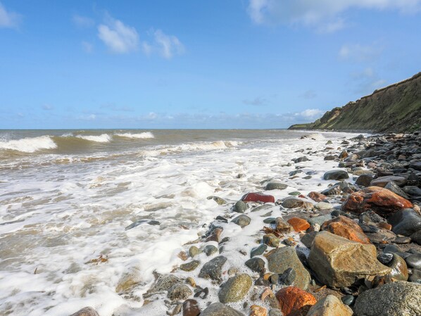 Beach nearby - The Lodge at Tal Eryr (Caernarfon)