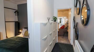 3 Schlafzimmer, individuell dekoriert, individuell eingerichtet