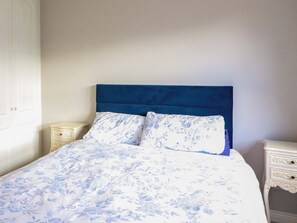 3 Schlafzimmer, individuell dekoriert, individuell eingerichtet