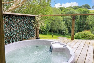 Bañera de hidromasaje exterior