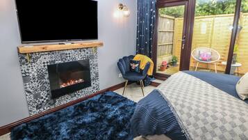 1 bedroom, free WiFi, individually decorated, individually furnished