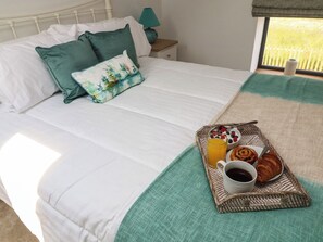 2 habitaciones, decoración personalizada y muebles diferentes 