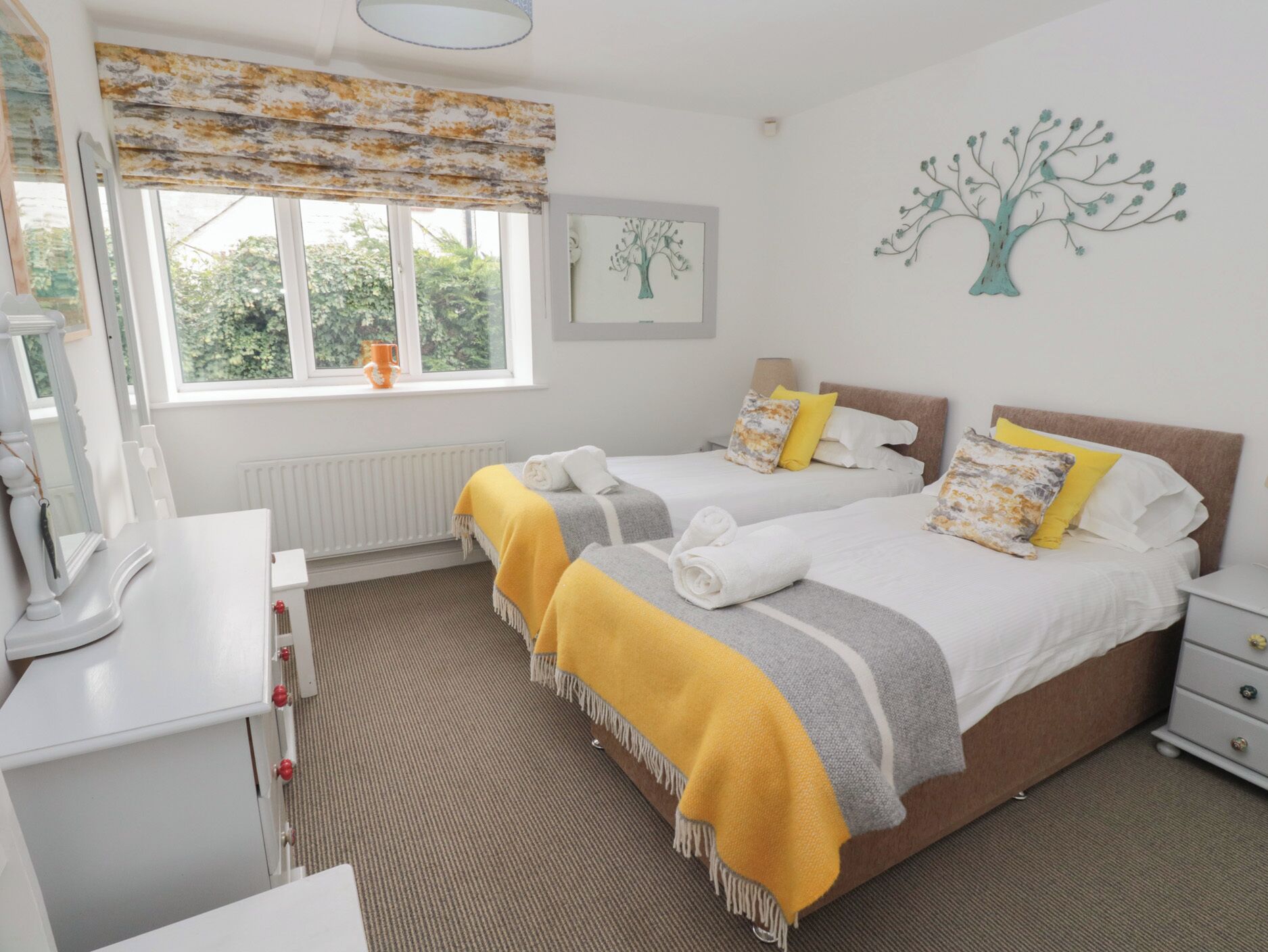 3 bedrooms, individually decorated, individually furnished, free WiFi