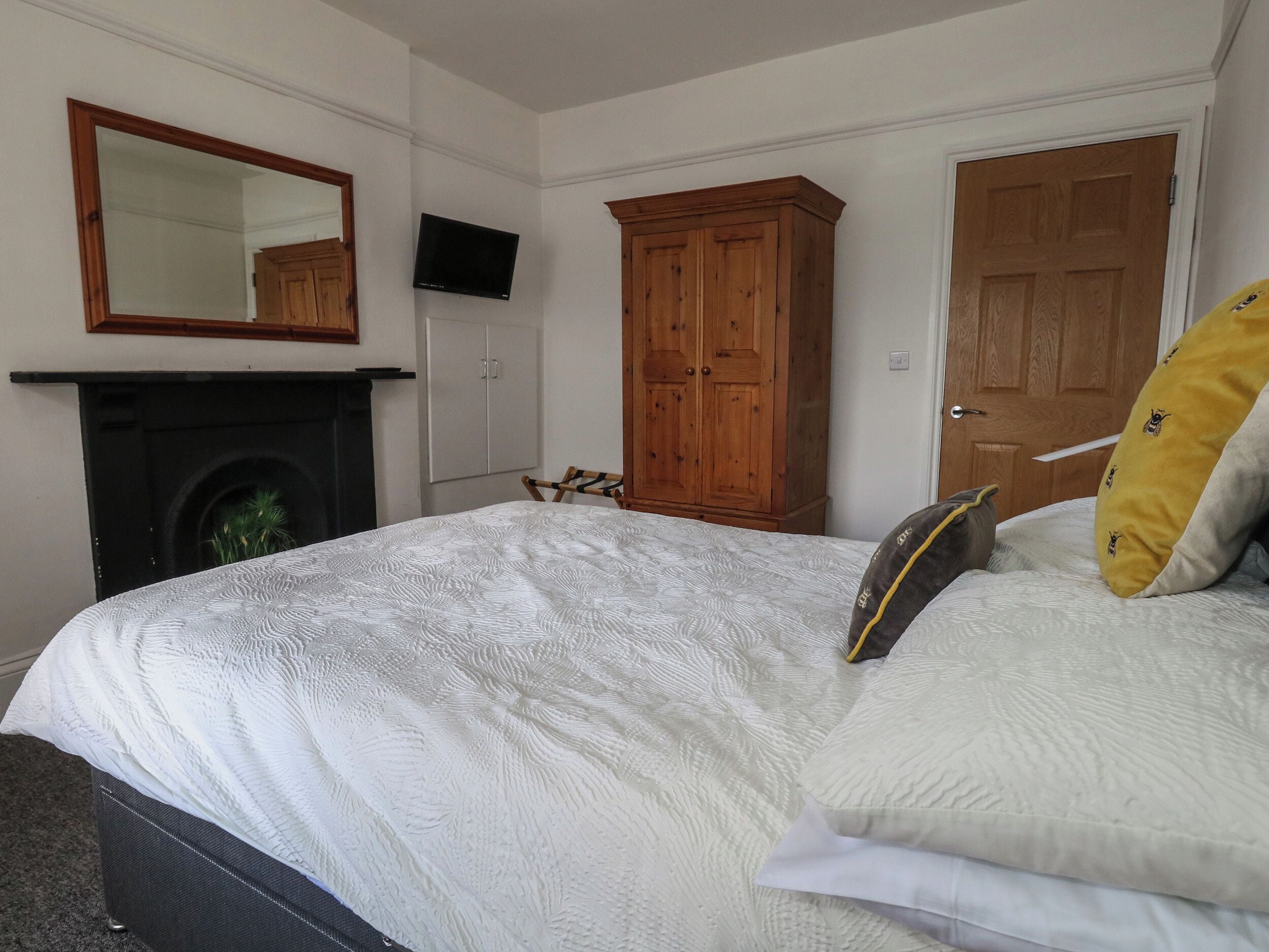 1 chambre, décoration personnalisée, ameublement personnalisé