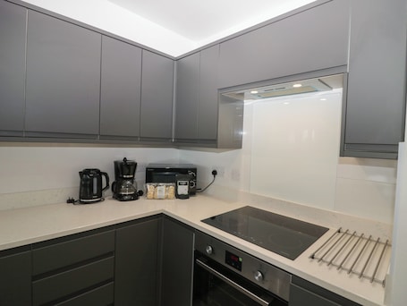 Fridge, dishwasher, electric kettle, toaster