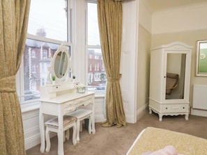 8 bedrooms, individually decorated, individually furnished, free WiFi