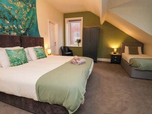 8 bedrooms, individually decorated, individually furnished, free WiFi
