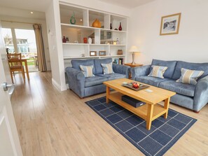Living area - Delaware M7 (Yarmouth)