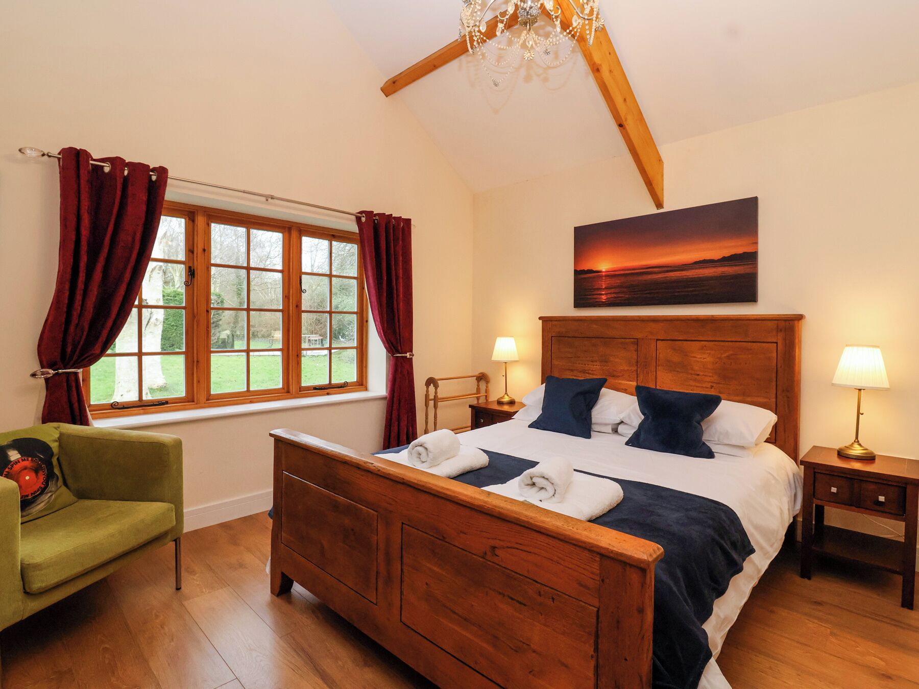 1 bedroom, individually decorated, individually furnished, free WiFi