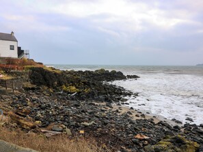 Beach nearby - 101a Pettycur Road (Burntisland)