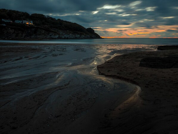 Beach nearby - Dyffryn Cottage (Cardigan)