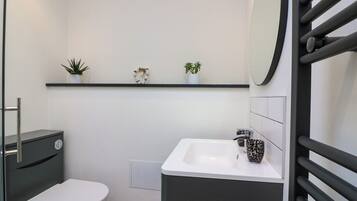 ์ค์ ์์ค, ํค์ด๋๋ผ์ด์ด