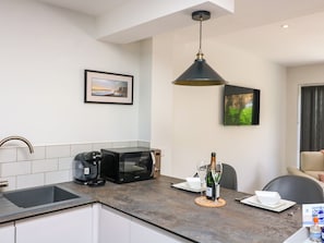 Interior - 3 Palms (Paignton)