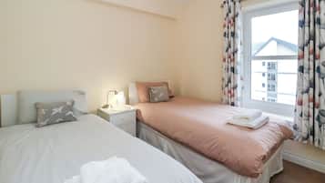 2 bedrooms, individually decorated, individually furnished, free WiFi