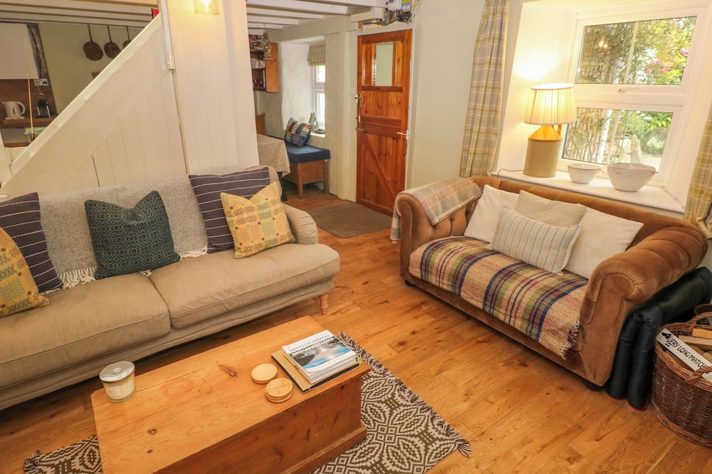 2 Summerhill - Roch
