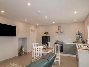 Interior - ARD NA Ghaoithe (Loughanure)