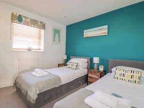 2 bedrooms, individually decorated, individually furnished, free WiFi