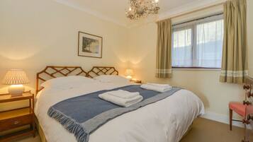 2 bedrooms, individually decorated, individually furnished, free WiFi