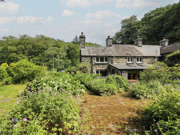Cottage | Exterior