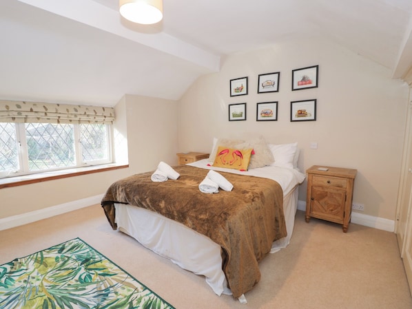 Chaumière | 3 chambres, décor unique, ameublement unique, accès au Wi-Fi (inclus)