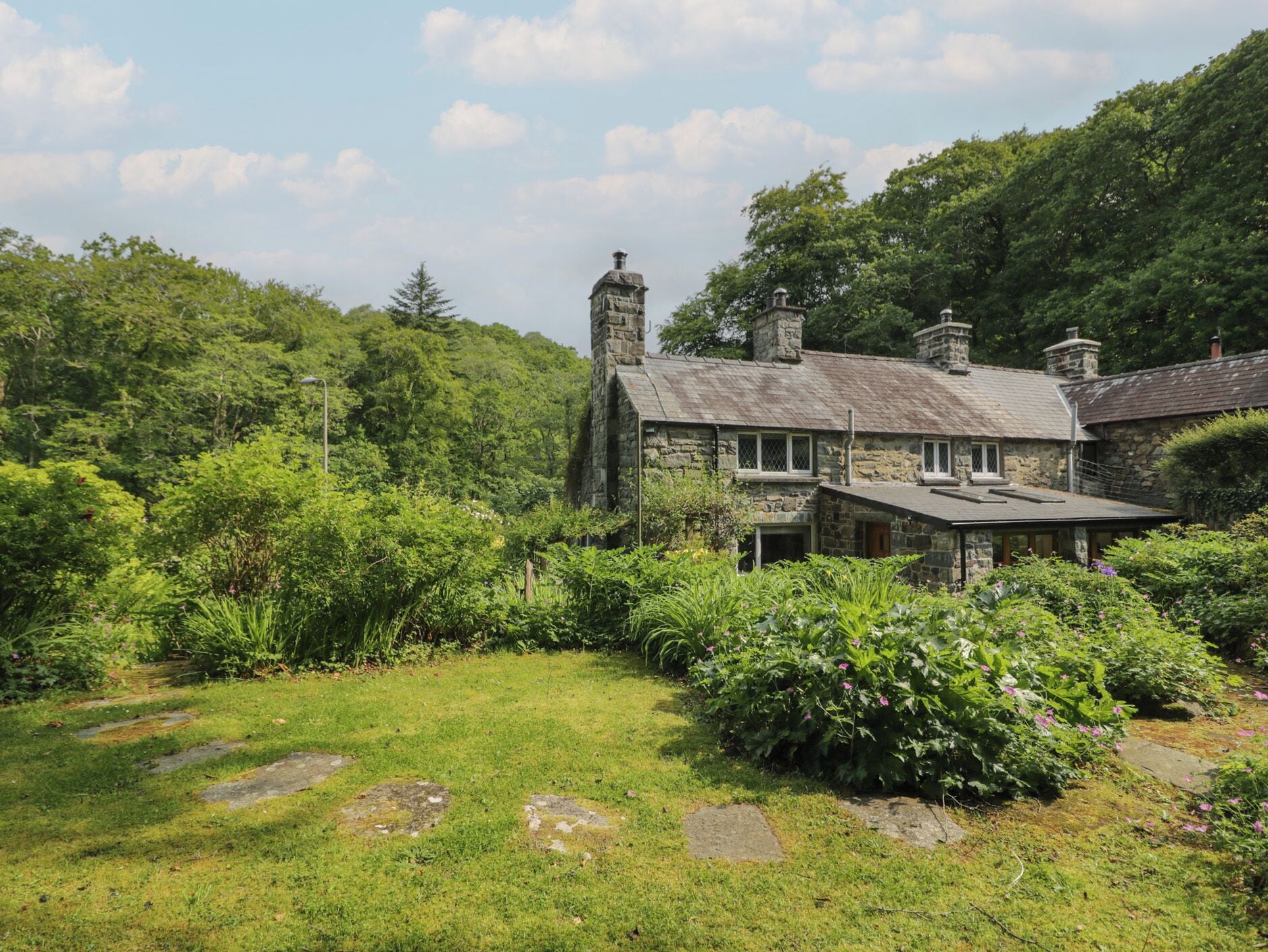Cottage | Exterior