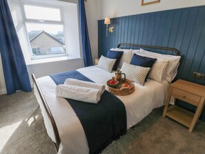 2 bedrooms, individually decorated, individually furnished, free WiFi