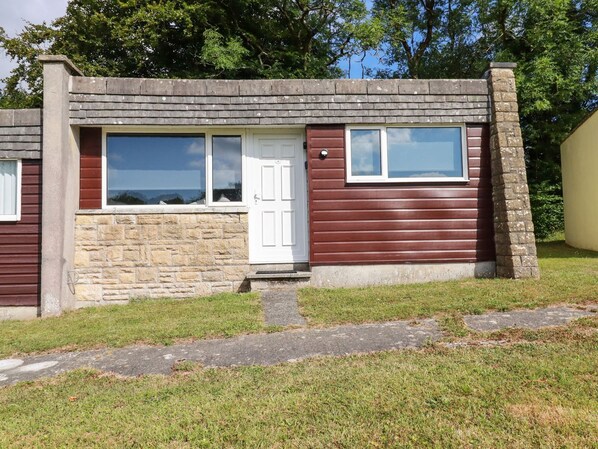 Exterior detail - Villa 18 Lanteglos Holiday Park (Camelford)