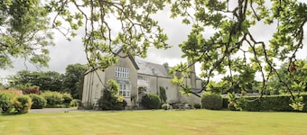 Plas Pontfaen
