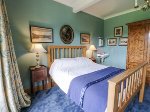 Cottage | 5 bedrooms, individually decorated, individually furnished, free WiFi - Plas Pontfaen (Fishguard)
