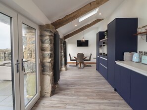 Interior - Gaerau Bach (Llanbedr)