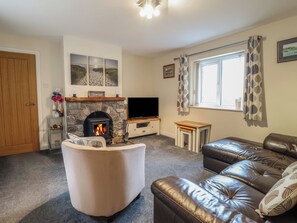 Living area - Ysgubor Newydd Parc Isaf (Talybont)