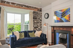 Cottage | Living area