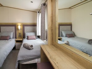 2 bedrooms, individually decorated, individually furnished, free WiFi