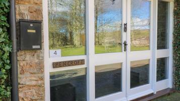 تفاصيل الفندق من الخارج