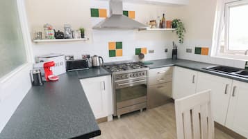 Fridge, dishwasher, electric kettle, toaster