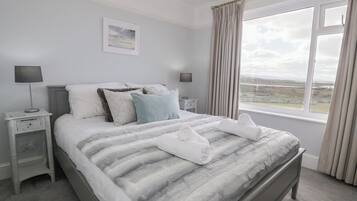 4 slaapkamers, individueel gedecoreerd, individueel gemeubileerd