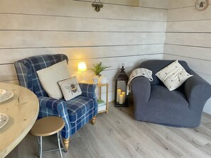 Chaumière | Aire de séjour